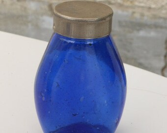 Apothecary bottle, pharmacy collection, in thick vintage cobalt blue glass, large model, there is a pharmacy cross in relief below
