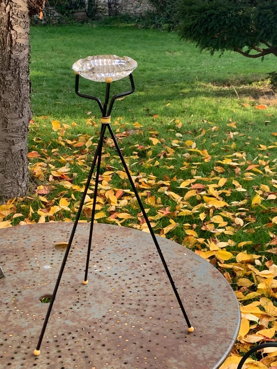 Ashtray on foot, tripod shape, With a molded glass ashtray, vintage 1950,/1960, design and collector