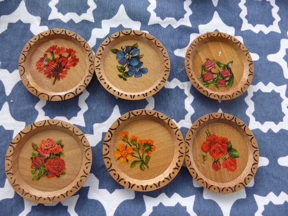 6 below carved wooden and glass flowers serigraphies vintage 1970