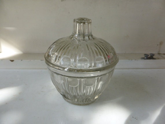 Sugar bowl vintage 1950, in glass, design