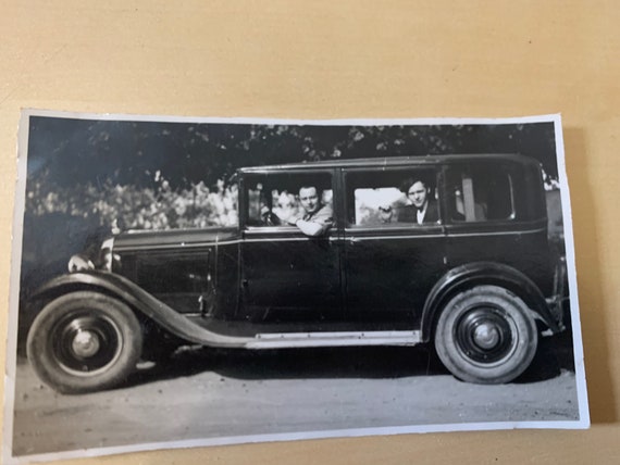 Lot of 3 old photographs, black and white, traction, old car and picnic on the banks of the Seine, Belle Epoque, rare collector, automobilia