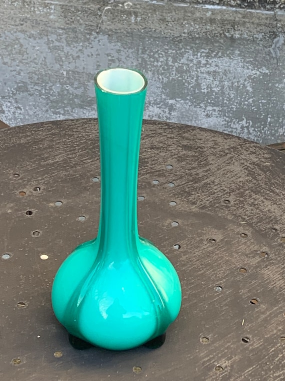 Vase, soliflore in turquoise blue opaline, vintage