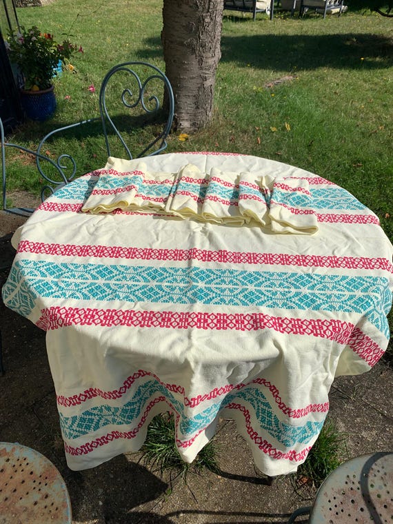Rectangular tablecloth, Basque household linen in yellow cotton with red and blue embroidery, vintage