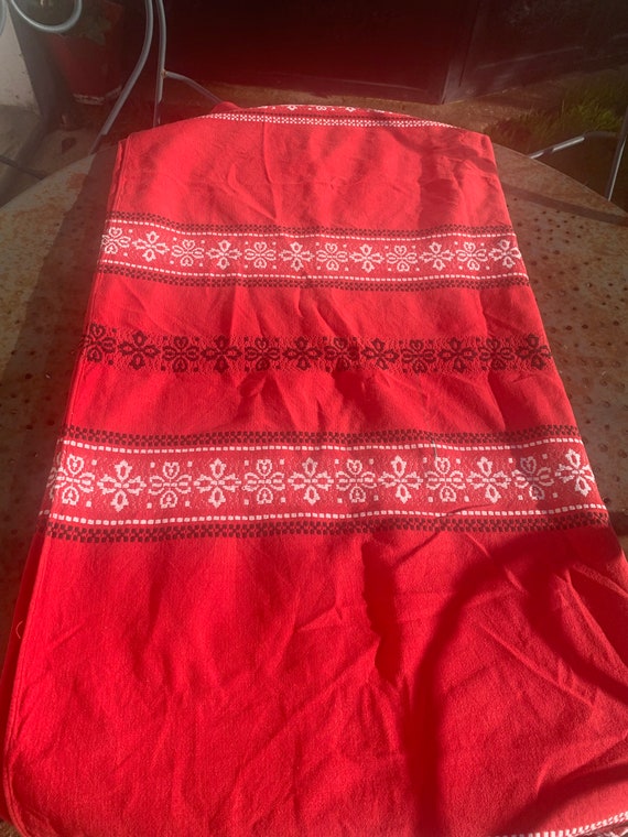 Rectangular tablecloth, Basque household linen in red cotton with black and white embroidery, vintage