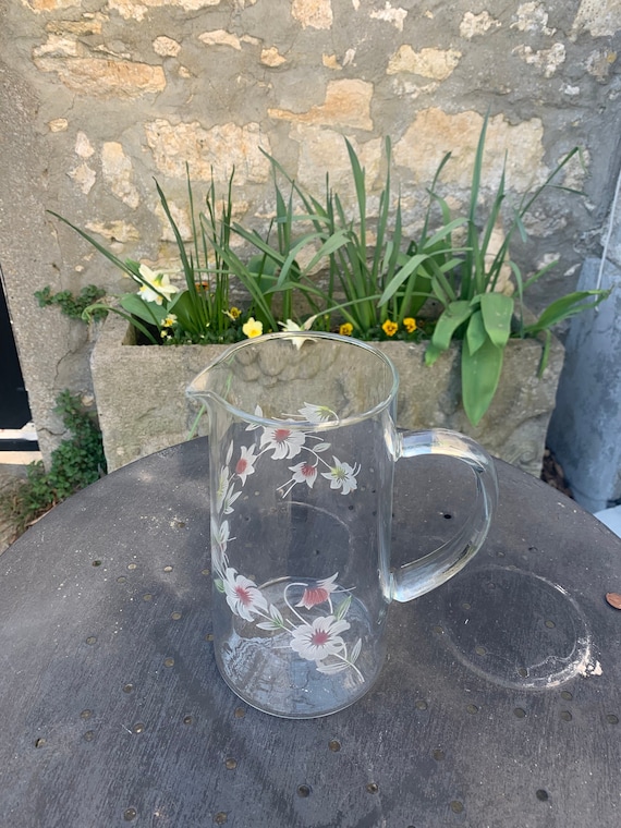 Vintage orangeade carafe 1950/60, with chiseled and painted flowers vintage and collector