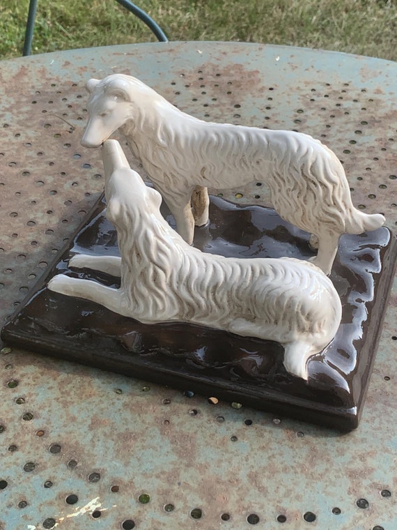 Magnificent statuette, couple of dogs, earthenware, decoration, art nouveau style