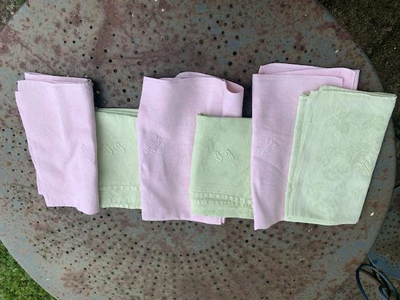 6 napkins, mismatched, pink and lime green, M or CC monograms in damask cotton and linen, art deco