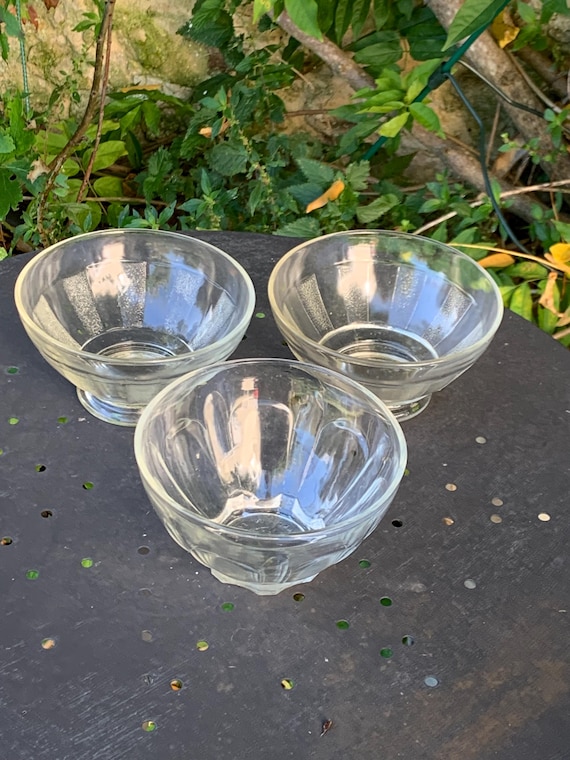 3 vintage transparent glass bowls, made in France