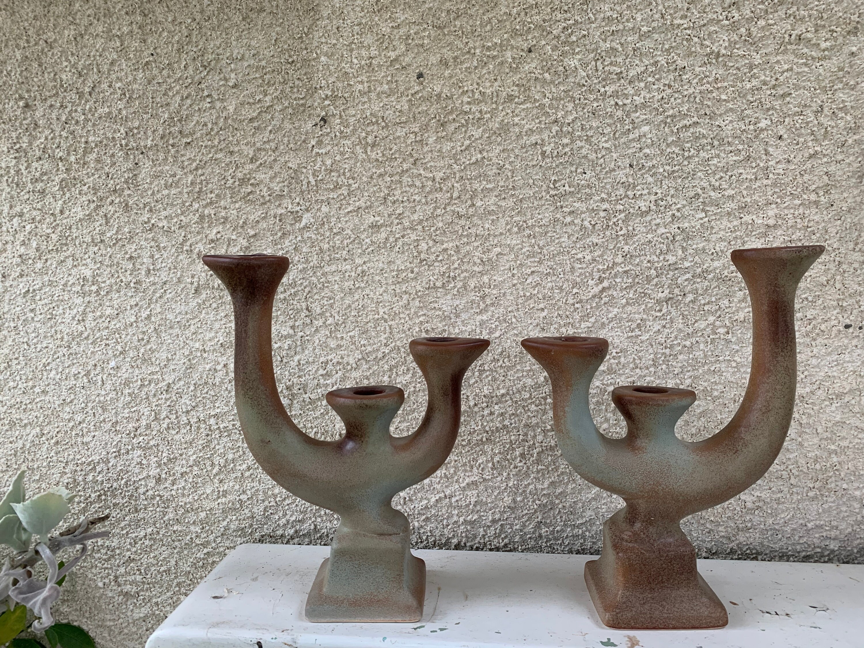 Paire de Bougeoirs Triptyques, en Gres, La Poterie Périgourdine Design et Vintage