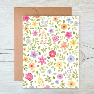 Carte de fleurs à l’aquarelle. Carte d’art floral. Carte de notes botaniques. Jeu de cartes de printemps. Carte à motif floral. Cartes de remerciement. Carte de fête des mères.