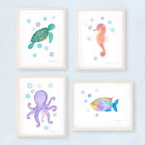 Under the sea nursery art. Ocean art set. Seahorse, sea turtle, fish, octopus wall art decor. Watercolor painting children's art print set.
