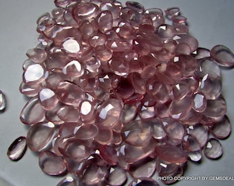 Quarzo rosa da 50 carati, pietre preziose con taglio a rosa: pietre piatte irregolari (da 11 x 15 mm a 15 x 20 mm)