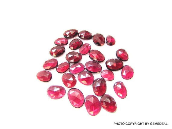 Rhodolite Garnet Rosecut Gemstones: 80 Cts, 27 Piece Lot
