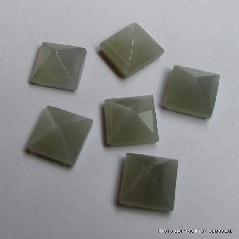 1 pieces 10mm Gray Moonstone Pyramid Square Cabochon Gemstone, Gray Moonstone Square Pyramid Gemstone, have lots of gorgeous AAA quality