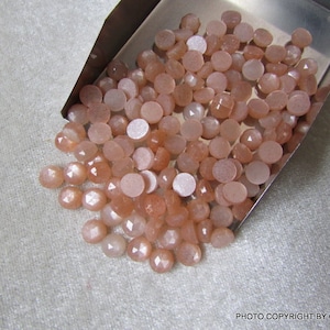 5 pieces 6mm Peach Moonstone Rosecut Round Gemstone, PEACH MOONSTONE Round Rosecut Cabochon Gemstone, Peach Moonstone Cabochon Faceted Flat