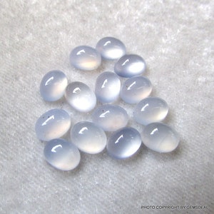 5 pieces 6x8mm Blue Chalcedony Cabochon Oval Loose Gemstone, Natural BLUE CHALCEDONY Oval cabochon have lots of gorgeous beautiful Blue Gems