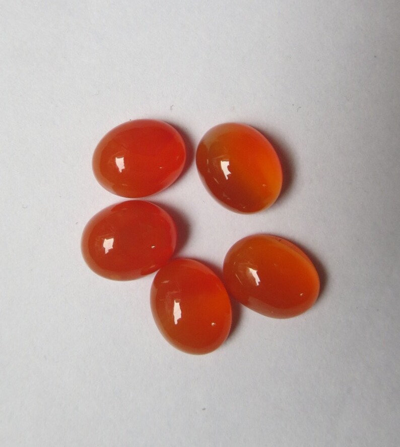 10 pcs 5x7mm To 8x10mm Carnelian Cabochon Oval Loose gemstone, Carnelian Oval Cabochon have lots of gorgeous..... beautiful ORANGE color....