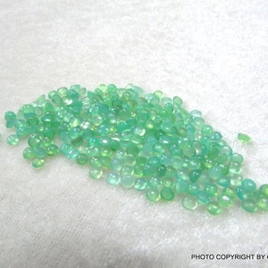 25 pieces 3mm Chrysoprase Round Cabochon have lots of gorgeous, beautiful Green Chrysoprase Cabochon Round Gemstone