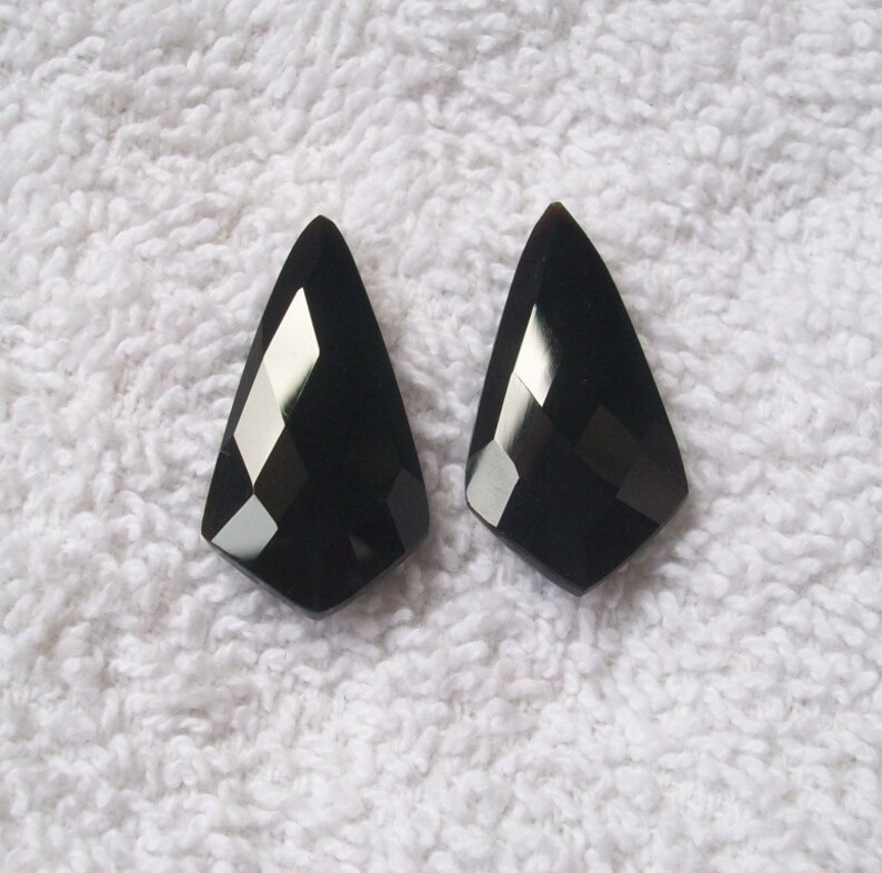 2 pieces 15x30mm Black Onyx Shield Faceted Briolette Gemstone, Black Onyx Briolette Shield Faceted Gemstone, Black Onyx Faceted Shield Gems