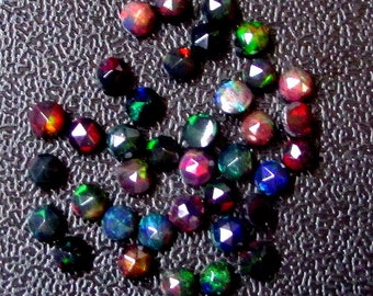 5 cabujones de ópalo negro AAA de 3 mm de talla rosa: piedras preciosas de fuego arcoíris