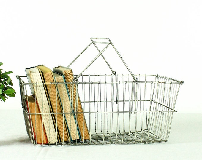 Vintage Wire Shopping Basket, Wire Basket for Storage, Vintage Gym