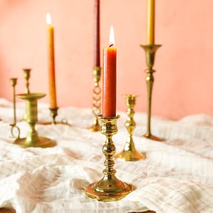 5 Vintage Brass Candlesticks Set, Gold Wedding Candle Holders, Graduated Candlesticks Antique, Mid Century Candlestick Holder Bulk, 1257 image 6