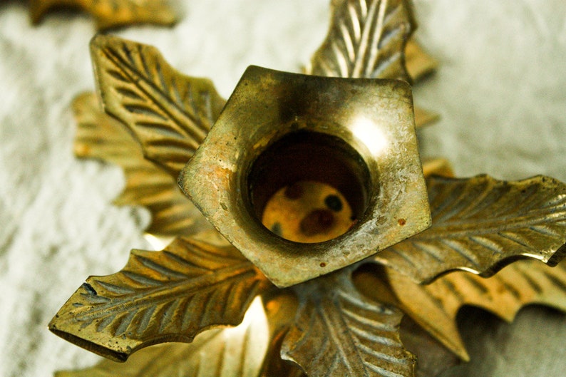 2 Vintage Brass Candlestick Holders Leaf Candlestick Holder Etsy