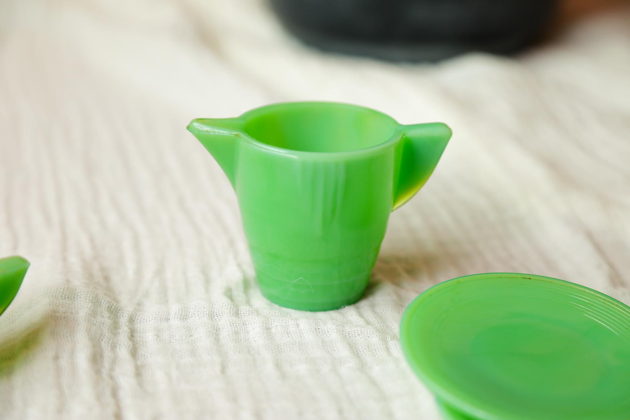 Vintage Akro Agate Children's Tea Set, Akro Agate Jadeite Tea Cups