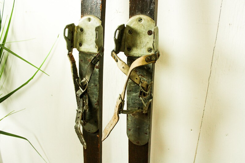Vintage Snow Skis Pointed Tip Wooden Skis Antique Skis Wood Etsy