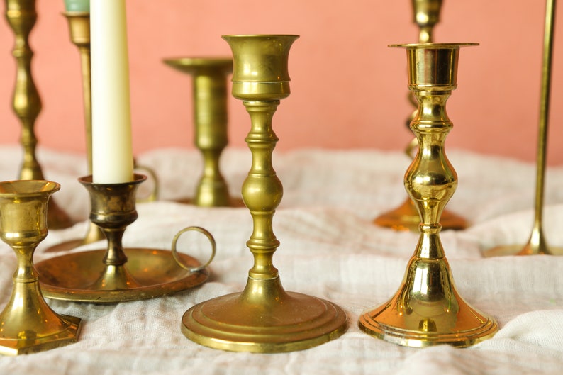 5 Vintage Brass Candlesticks Set, Gold Wedding Candle Holders, Graduated Candlesticks Antique, Mid Century Candlestick Holder Bulk, 1257 image 2