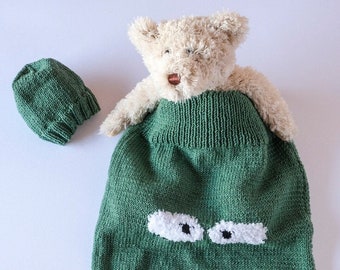 Newborn cuddle sack hand knit with pure merino wool