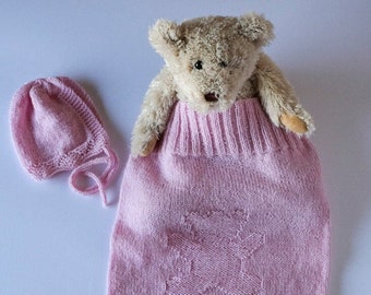 Newborn sleep sack hand knit with rose organic wool