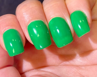 Buggin Out - Green Nail Polish - Vegan