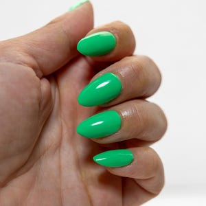 Radio Radio - Neon Green Nail Polish