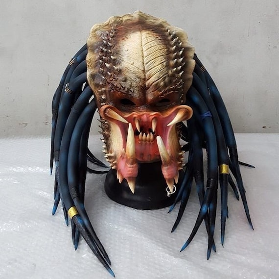 Elder Predator Movie Blue Black Hair Natural Rubber Helmet - Etsy 日本