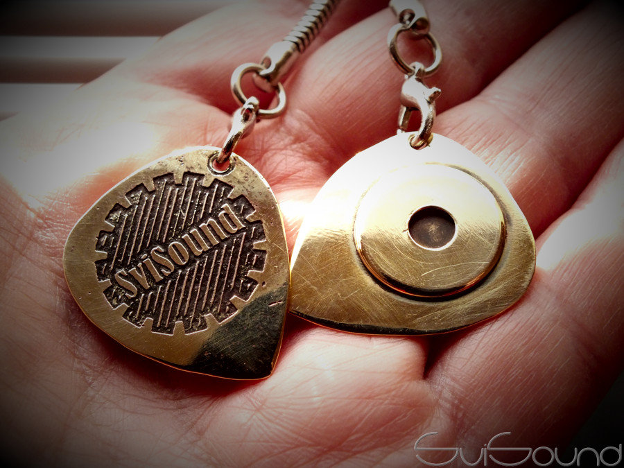 Guitar picks steampunk style