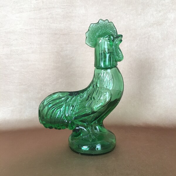 Green Glass Rooster, Lidded Decanter, American Rooster, Chicken Head, Shot Glass, Vintage Bar Decor, Cottage Kitchen, Green Rooster Bottle