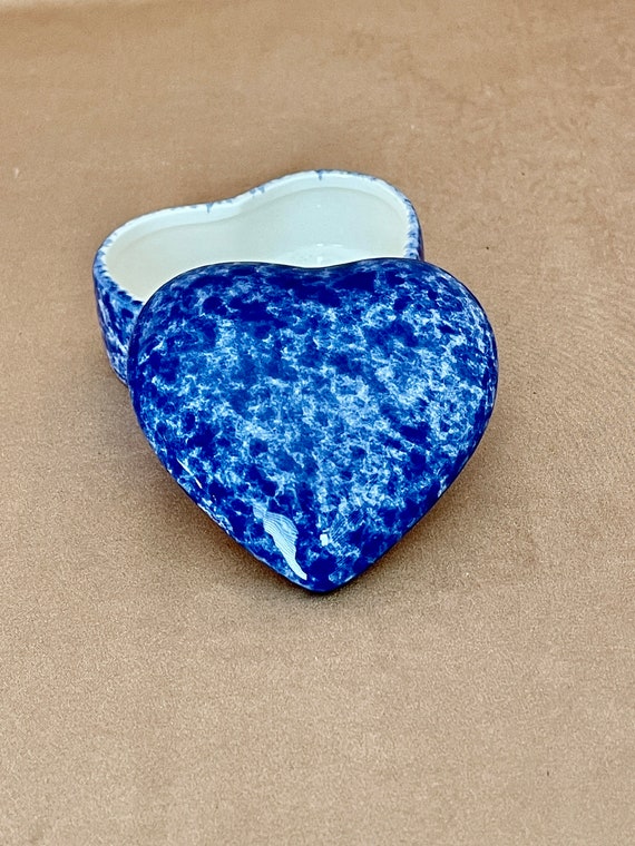 Blue Sponge Painted Pottery Heart Dishes, Lidded Ceramic Heart Trinket Jewelry Boxes, Splatter Painted Ceramic Hearts, Valentine Gift Ideas - Etsy Blue Sponge Painted Pottery Heart Dishes, Lidded Ceramic Heart Trinket Jewelry Boxes, Splatter Painted Ceramic Hearts, Valentine Gift Ideas - Etsy