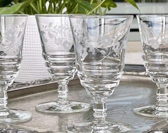 Four 1940s Rock Sharpe Juice Glass, Etched Floral Pedestal Small Wine Cocktail Glass, Vintage Brunch Crystal Barware, Summer Craft Cocktails