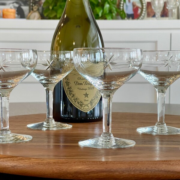 Four Etched Hand Blown Champagne/Cocktail Coupes from Vintage Susquehanna in "Six Point Star", Classic Mid Century Craft Cocktail Barware