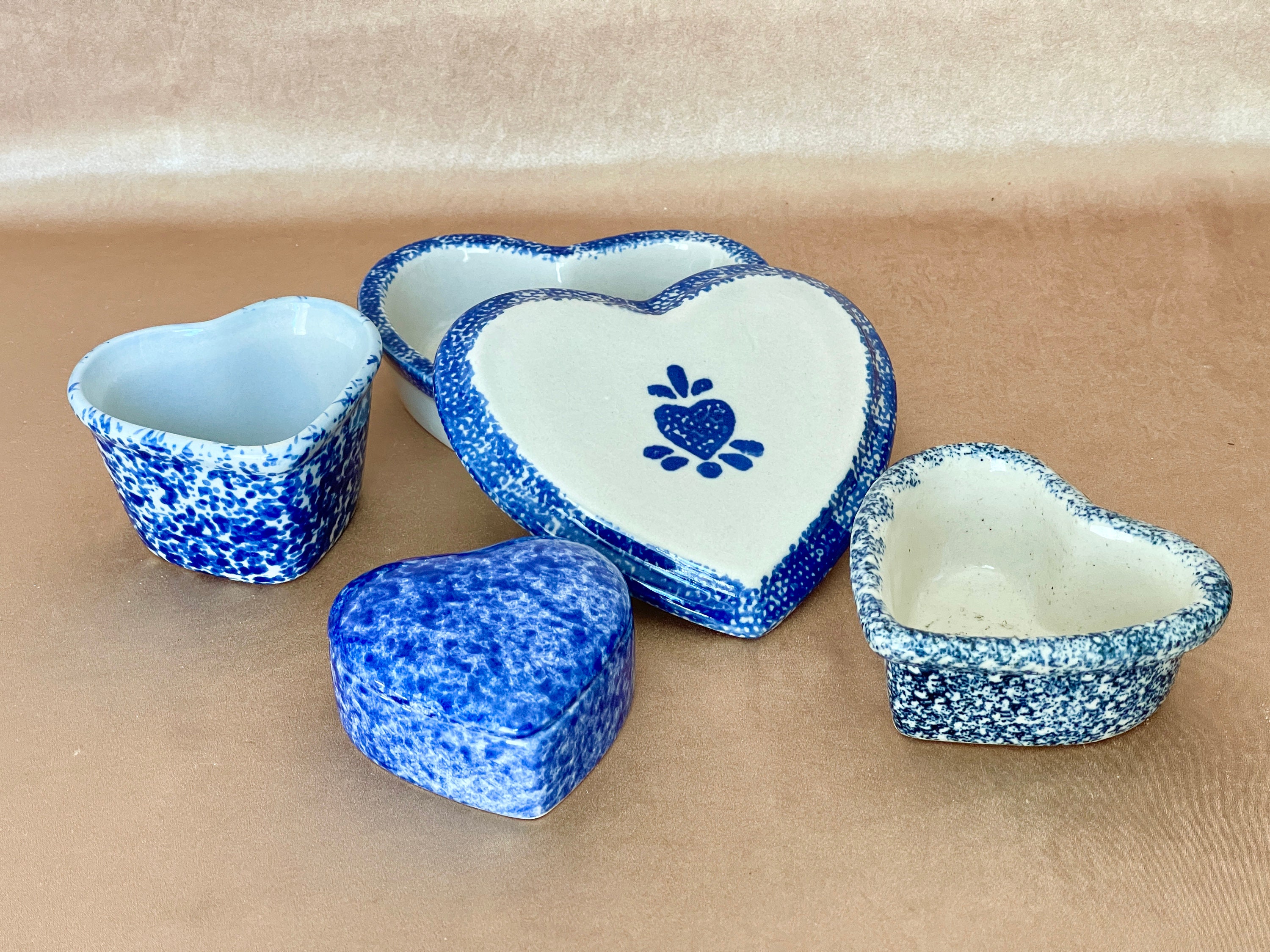 Blue Sponge Painted Pottery Heart Dishes, Lidded Ceramic Heart Trinket Jewelry Boxes, Splatter Painted Ceramic Hearts, Valentine Gift Ideas - Etsy Blue Sponge Painted Pottery Heart Dishes, Lidded Ceramic Heart Trinket Jewelry Boxes, Splatter Painted Ceramic Hearts, Valentine Gift Ideas - Etsy