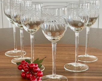 Six Vintage Romanian Crystal Wine Glasses with Fern and Floral Etching, Classic Mid Century Stemware, Toasting Barware, Vintage Wedding Gift