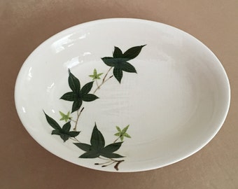 Vintage Hand Crafted Pottery Bowl, Hand Painted Ivy Design Kanedai Japan, Retro Serving, Oval Shape, Mid Century Kitchen, Shabby Chic Home