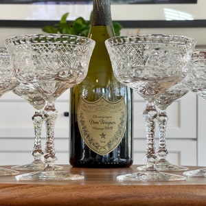 Four 1930s Art Deco Needle Etched Crystal Champagne/Craft Cocktail Coupe Glasses, Elegant Vintage Barware for Toasting Wedding Anniversaries