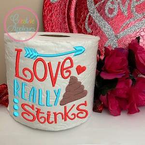 Love Really Puks Machine Embroidery Design, design del ricamo della carta igienica, formato 4x4, design della carta igienica di San Valentino