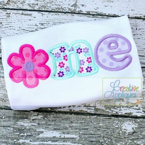 Une fleur première 1er anniversaire Applique numérique Machine broderie Design 5 tailles, première applique anniversaire, 1er anniversaire appliqués