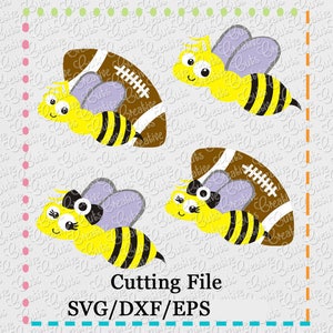 Puede incluir: Cuatro archivos de corte digital que representan un balón de fútbol y una abeja con rayas negras y amarillas. La abeja tiene ojos grandes y un lazo morado. El texto "Cutting File SVG/DXF/EPS" está en la parte inferior de la imagen.