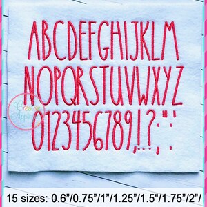 Puede incluir: Un conjunto de letras y n&uacute;meros bordados en rojo con un estilo sencillo y manuscrito. Las letras son may&uacute;sculas y los n&uacute;meros van del 0 al 9. El conjunto incluye signos de puntuaci&oacute;n como un signo de interrogaci&oacute;n, un signo de exclamaci&oacute;n, dos puntos y punto y coma. El texto de la imagen dice "15 tama&ntilde;os: 0,6"/0,75"/1"/1,25"/1,5"/1,75"/2"/ 2,25"/2,5"/2,75"/3"/3,25"/3,5"/3,75"/4"
