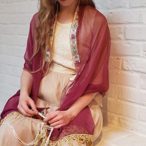 Raspberry Wine Net Lace Tallit, Prayer Shawl, Girls Tallis, Ladies Tallit Womens Tallit for Bat Mitzvah or Wedding