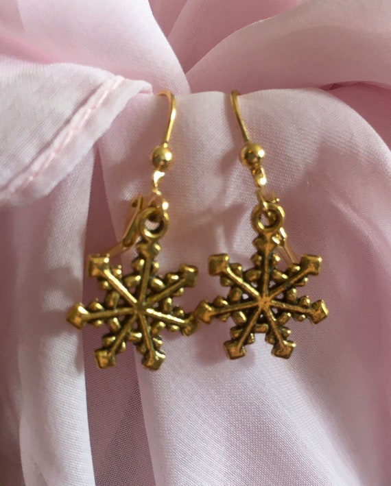 Avon snowflake hotsell earrings